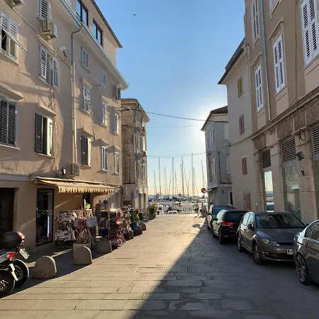 شقة Veneziana بيران